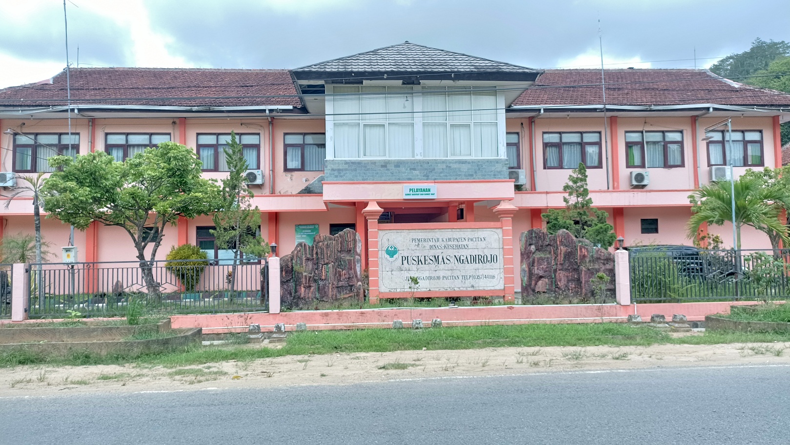 ATI-ATI: Puskesmas Ngadirojo, Pacitan, nangani 42 pasien leptospirosis ing patang wulan keri iki. (NUR CAHYONO/RADAR MADIUN)