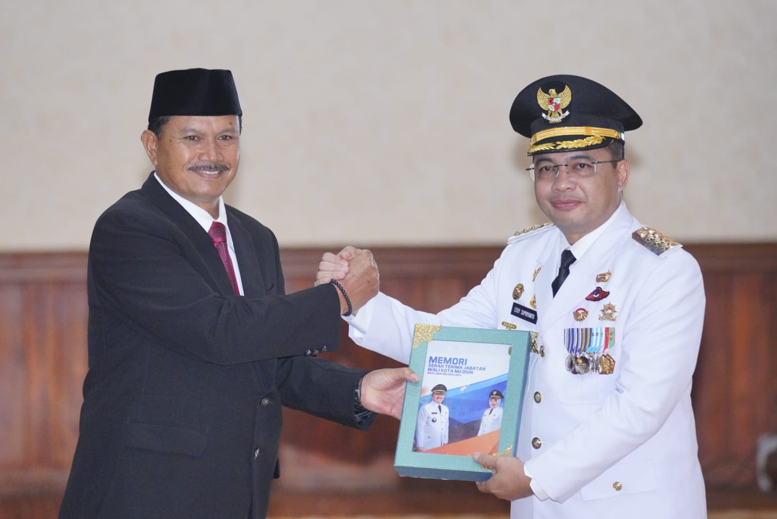 Maidi bersama dengan Pj Wali Kota Madiun Eddy Supriyanto. (WS HENDRO UNTUK DISKOMINFO)