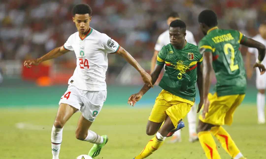 Timnas Guinea U-23 saat menghadapi Mali.