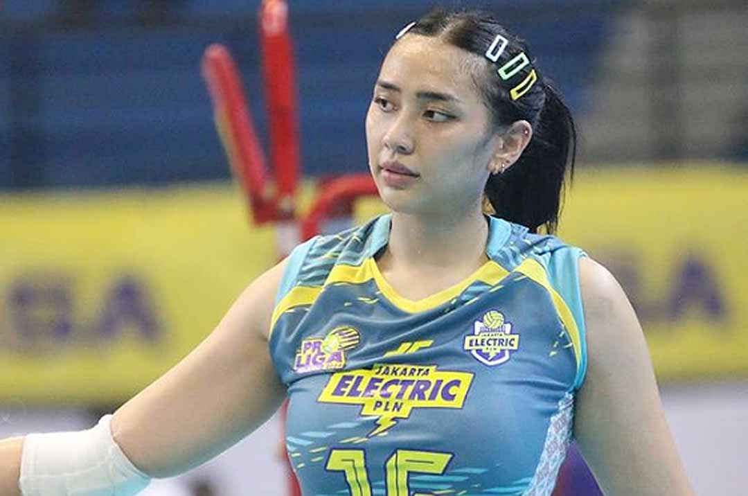 Yolla Yuliana.