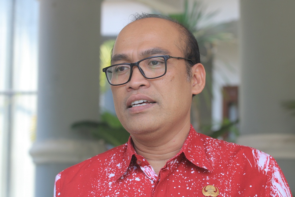 PRIHATIN: Kepala DPMD Kabupaten Magetan Eko Muryanto. (AJI PUTRA/RADAR MADIUN)