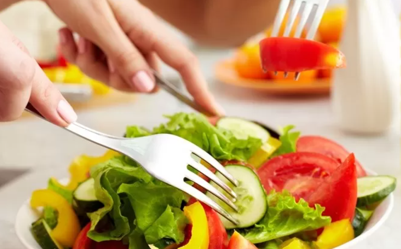 Ilustrasi diet (JAWAPOS.COM)