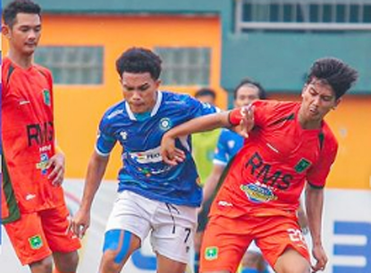 Persiku Kudus berhasil melewati hadangan Persekabpas Pasuruan di laga pertama.
