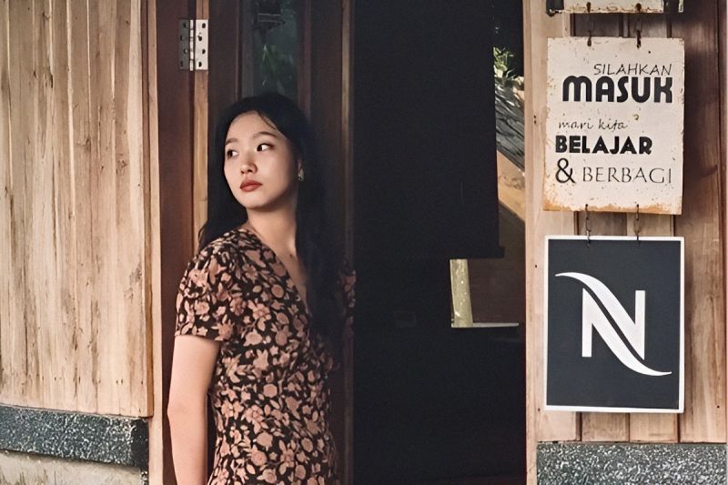 CANTIK: Kim Go-eun saat syuting di Garut. (INSTAGRAM)