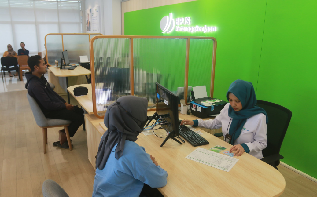 BPJS KETENAGAKERJAAN: Selama Januari sampai April 2024, dana kepesertaan cair Rp 75,4 miliar.&nbsp;(BAGAS BIMANTARA/RADAR MADIUN)