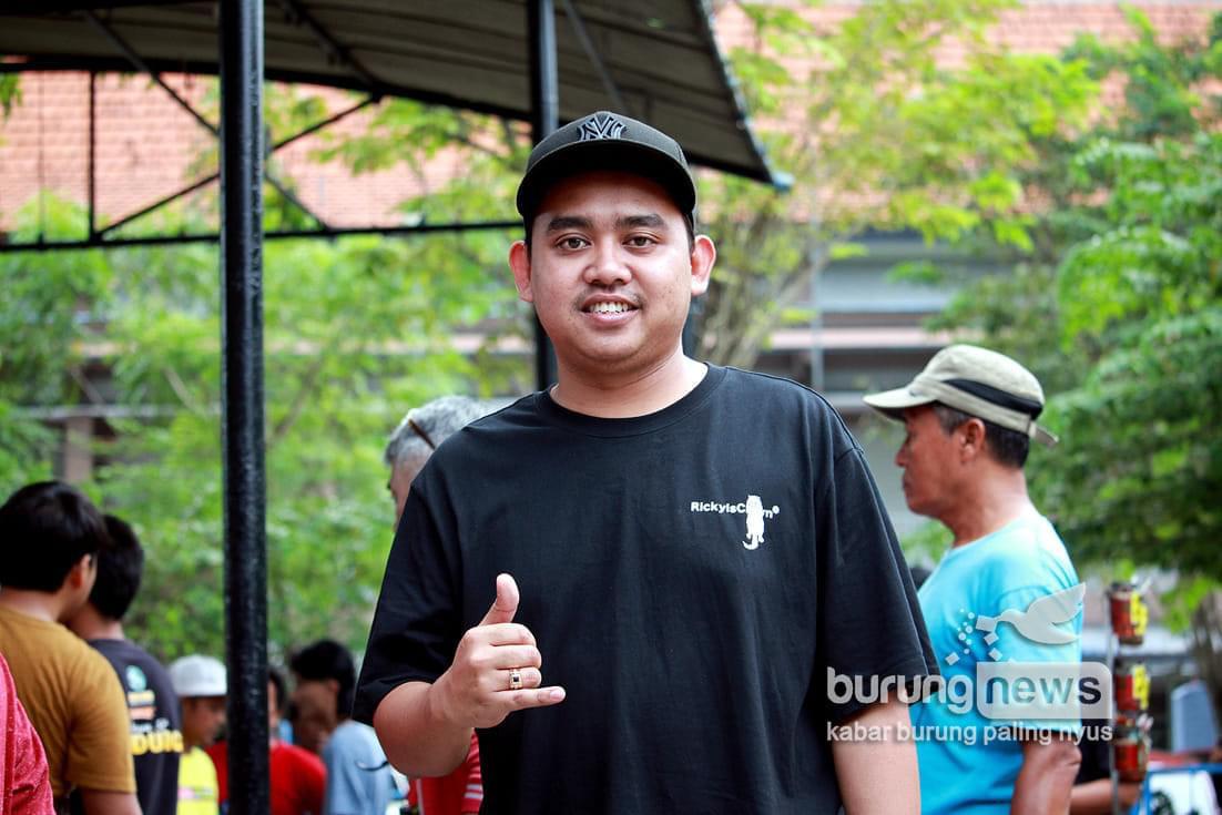 MILENIAL: Sandhika Ratna Ferryantiko aktif dalam berbagai kegiatan sebagai pengusaha, politikus, hingga komunitas.&nbsp;(SANDHIKA RATNA FERRYANTIKO UNTUK RADAR MADIUN)