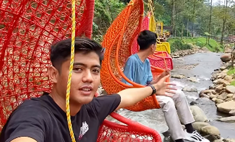 Keranjang Sultan jadi daya tarik tersendiri di Ngargoyoso Waterfall.