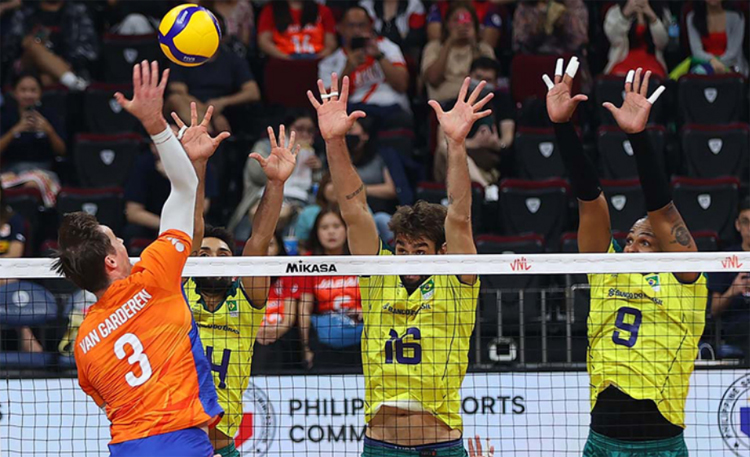 Brasil saat menghadapi Belanda tadi malam.