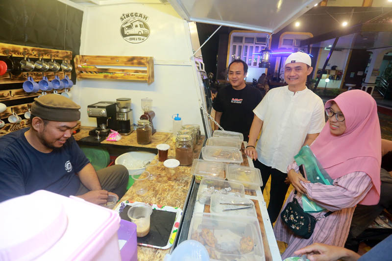 PELAYANAN PUBLIK: Dispendukcapil Kota Madiun membuka layanan Cafe Mas Tri 10,6 Jam pada 18&ndash;23 Juni.
