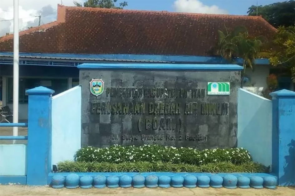 MASIH PDAM: Tiga pejabat eselon II Pemkab Pacitan mendaftar sebagai calon Dewas Perumdam. (DOKUMEN/RADAR MADIUN)