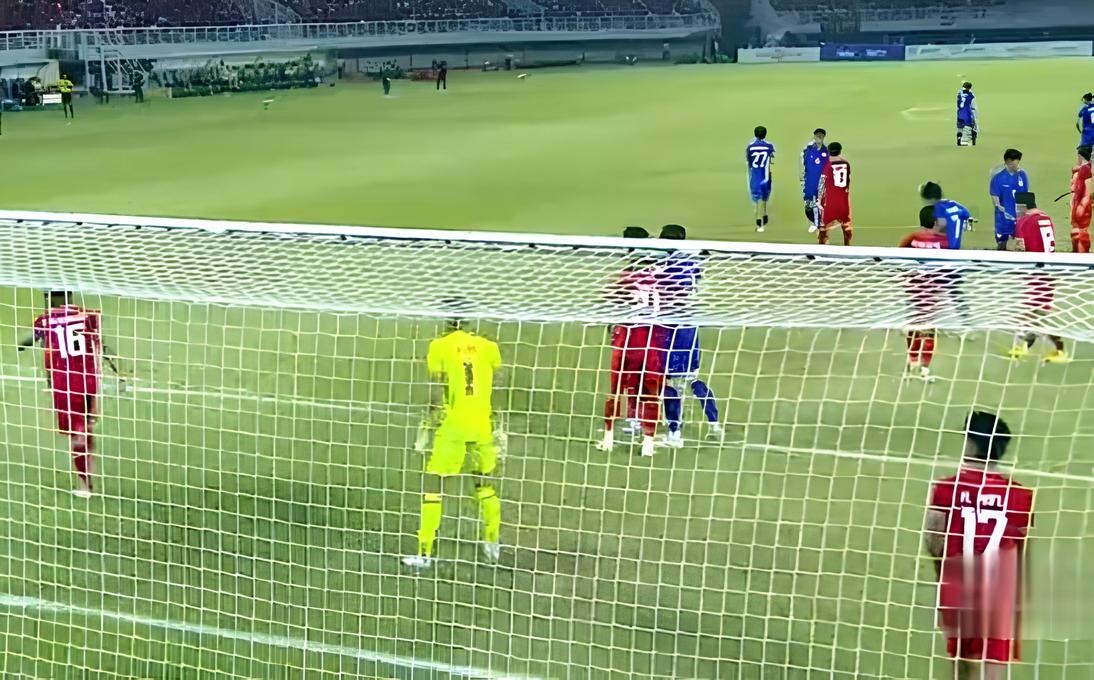 Indonesia memimpin 1-0.di babak pertama.