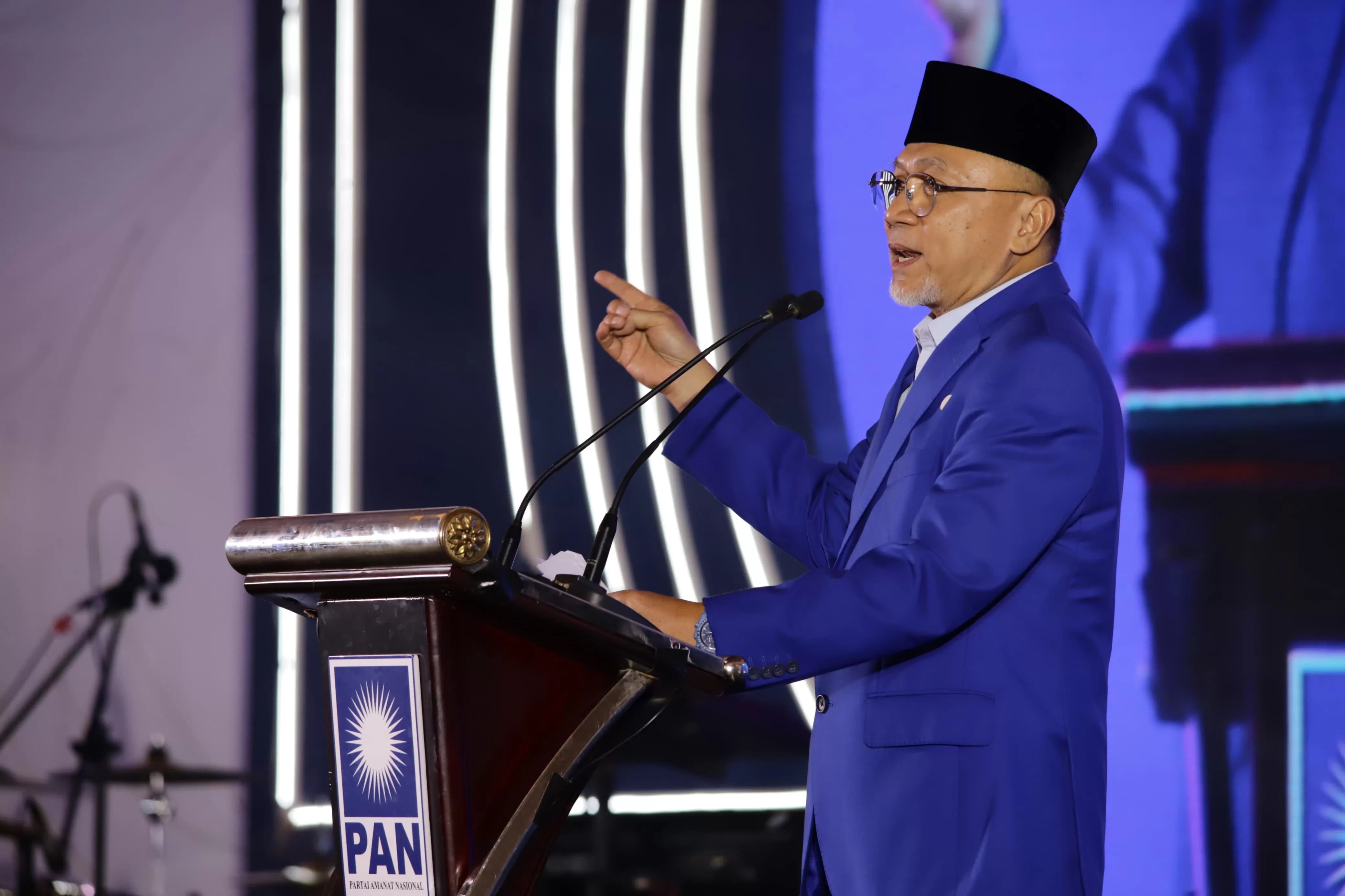 Ilustrasi Foto Ketua Umum PAN Zulkifli Hasan. Pasangan Ipong Muchlissoni-Segoro Luhur Kusumo Daru menerima rekomendasi dari PAN untuk Pilkada Ponorogo 2024.