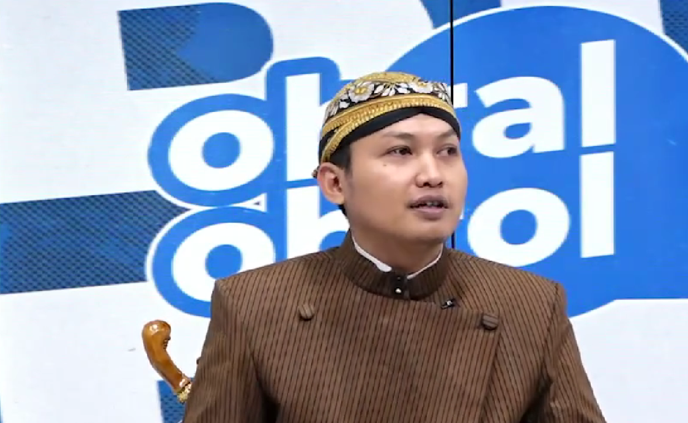 DALANG DAN CERPENIS: Grendy Damara alias Ki Damar, dalang muda asal Tegalarum, Magetan. (JAWAPOS TV MADIUN)