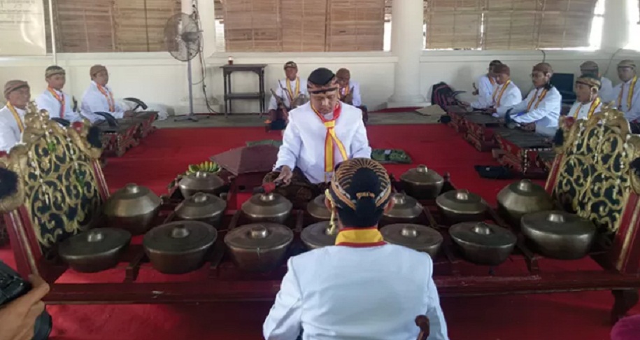 ILUSTRASI: Gamelan salah siji upacara adat sing mesthi ana ing sekatenan Keraton Solo. (DOKUMEN/RADAR SOLO)