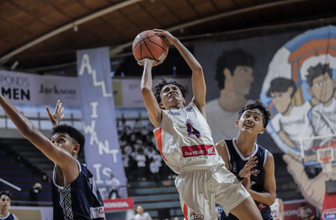 SERU: Cuplikan pertandingan Round 1 Honda DBL with Kopi Good Day 2024 East Java-North di DBL Arena Surabaya. (DBL)