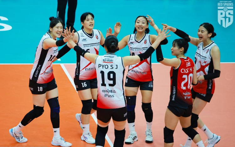 Red Sparks saat mengikuti turnamen di Shanghai pada Juli lalu.