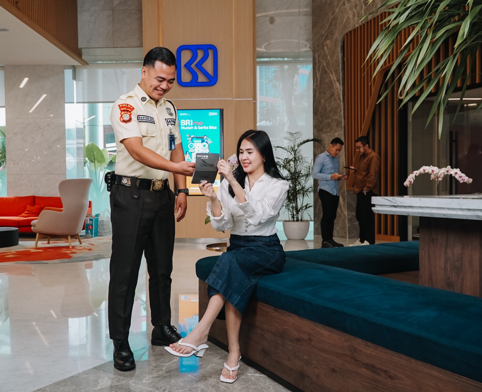 Hari Pelanggan Nasional, BRI sediakan sejumlah fasilitas layanan.