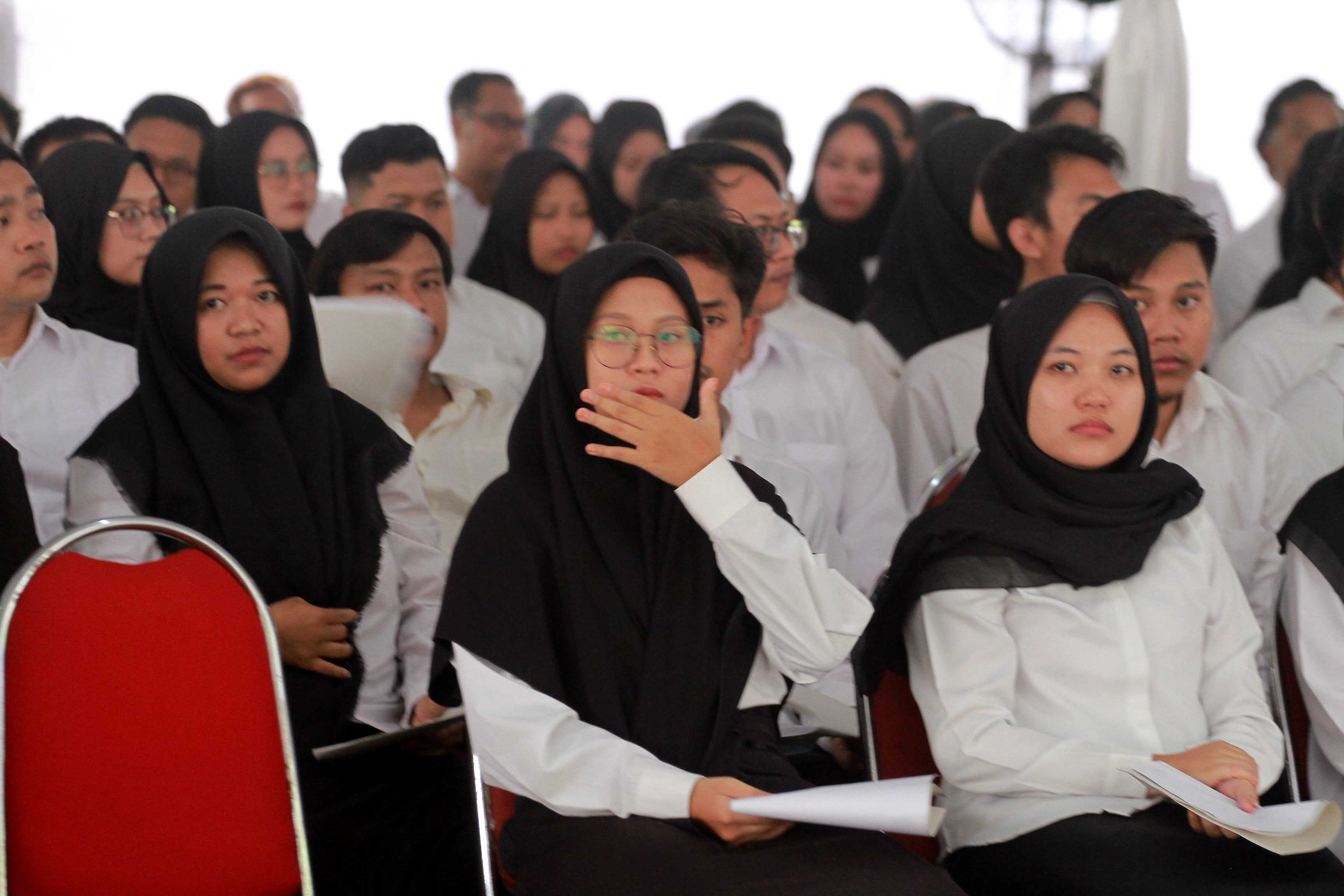 Para peserta seleksi CPNS saat mengikuti SKD di Asrama Haji, Kota Madiun tahun lalu.