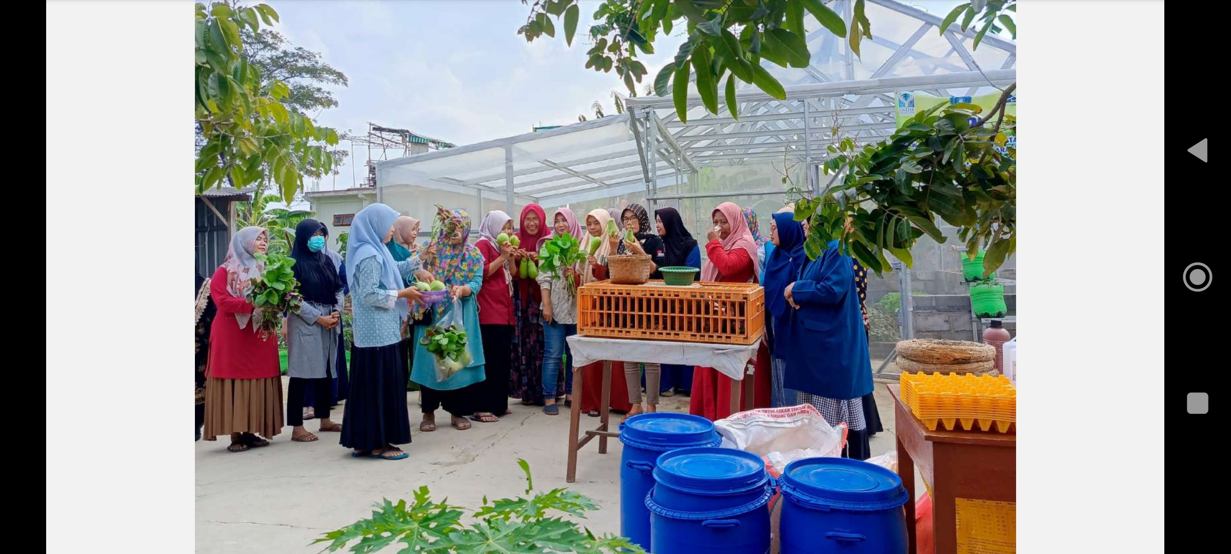 HIBAH KEMENDIKBUDRISTEK: Tim Dosen Unida Ponorogo mendampingi PKK memaksimalkan program KRPL. (UNIDA)