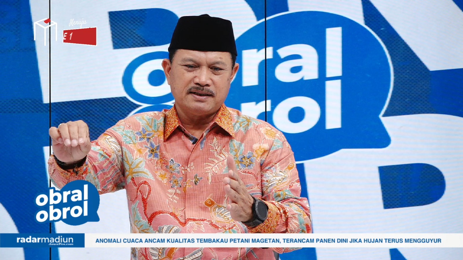 DISKUSI: Bacawali Kota Madiun Maidi saat menjadi narasumber Obral-Obrol JawaPos TV Madiun, Jumat (13/9). (TEGAR RUKMANA/RADAR MADIUN)