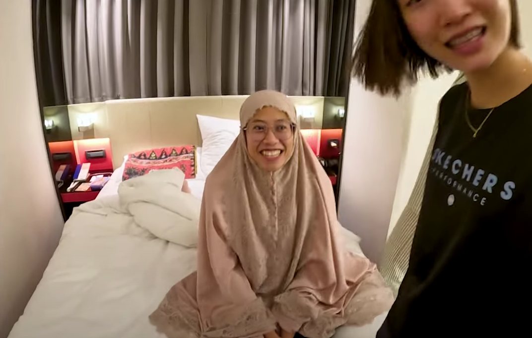DIPUJI: Megawati Hangestri dipuji cantik oleh rekan setimnya di Red Sparks. (YOUTUBE)