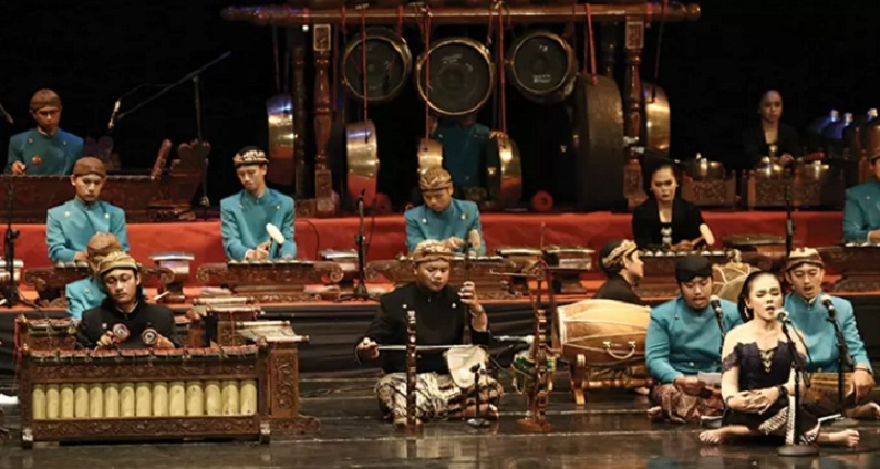 ILUSTRASI: Gamelan kanggo gending pangiring panganten bisa live uga mung liwat kaset. (DOKUMEN/SOLO BALAPAN)