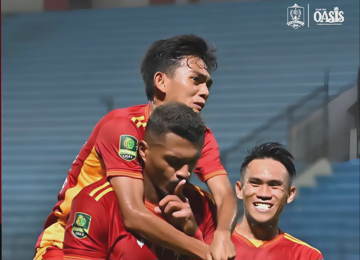 Persijap unggul 2-0 di babak pertama.