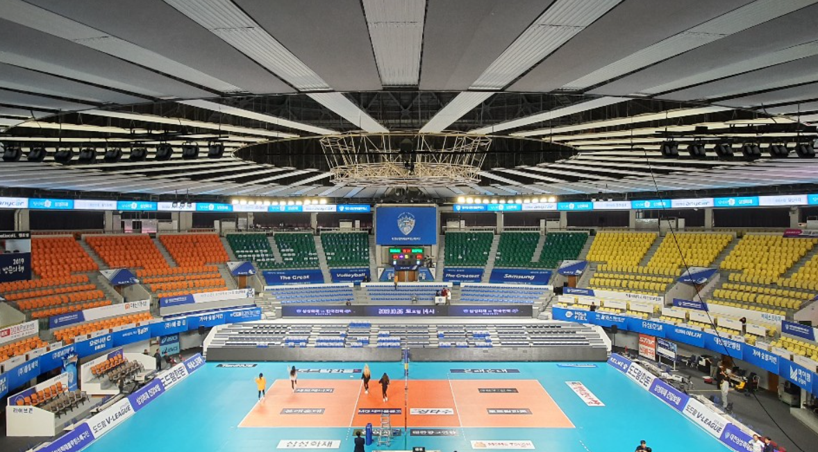 MODERN: Chungmu Gymnasium Daejeon, markas Red Sparks di Liga Voli Korea atau V-League. (NAVER)