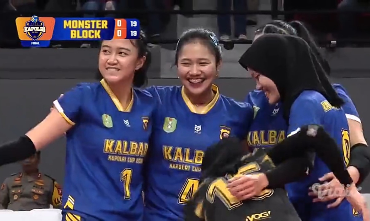 Tim putri Kalbar juara usai mengalahkan Jatim 3-0.