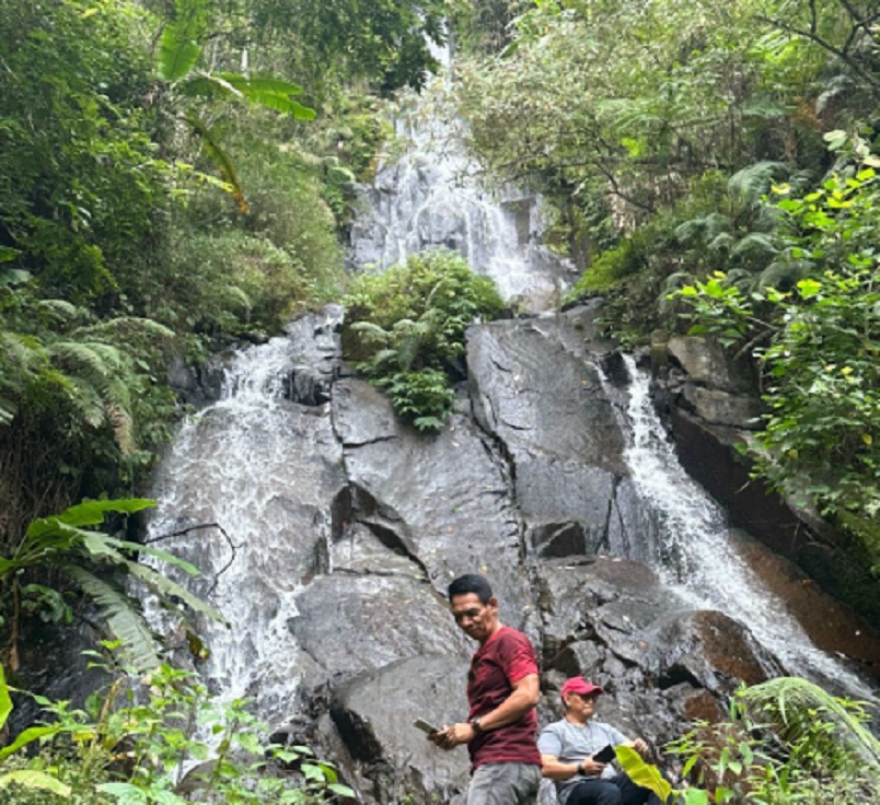 ISIH PRAWAN: Salah siji air terjun ing Lembah Girimanik, Desa Setren, Kecamatan Slogohimo, Kabupaten Wonogiri. (DOKUMEN/RADAR SOLO)