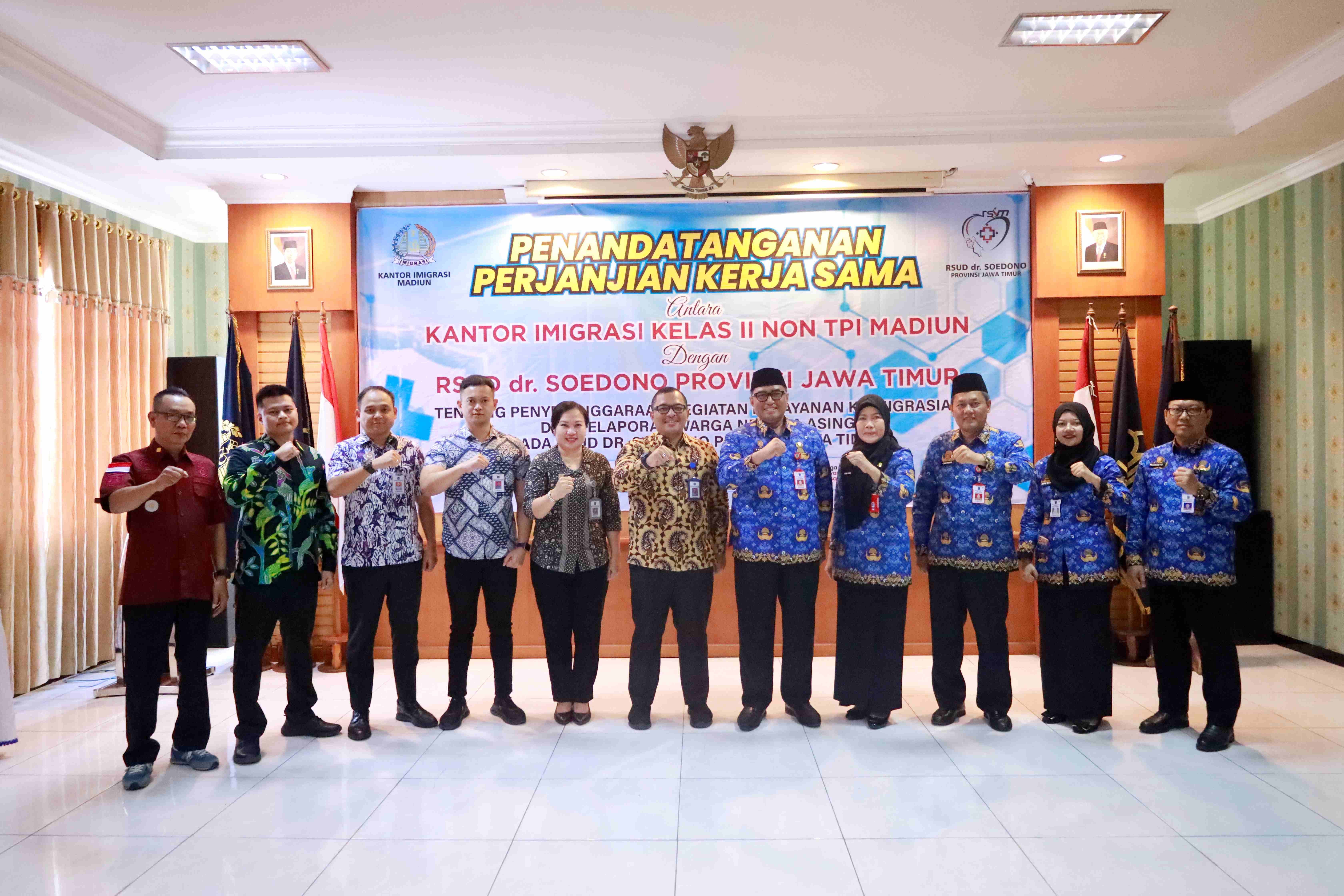 SINERGI: Kantor Imigrasi Kelas II Non TPI Madiun jalin kerja sama dengan RSUD dr Soedono Provinsi Jawa Timur.&nbsp;(KANIM MADIUN)