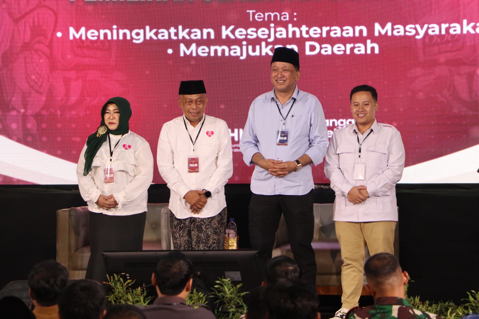 KONTESTASI : Paslon 01 Ipong Muchlissoni-Segoro Luhur Kusumo Daru dan paslon 02 Sugiri Sancoko-Lisdyarita bakal kembali adu program dalam debat publik kedua Pilkada Ponorogo.