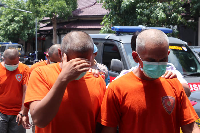CANDU: Polres Ponorogo menggelandang sejumlah pemain judi online, Jumat (6/11).