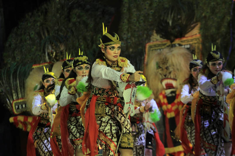 KESENIAN ASLI : &nbsp;Reog Ponorogo resmi ditetapkan sebagai WBTb ke 14 Indonesia yang diinskripsi Unesco hari Rabu (4/12).