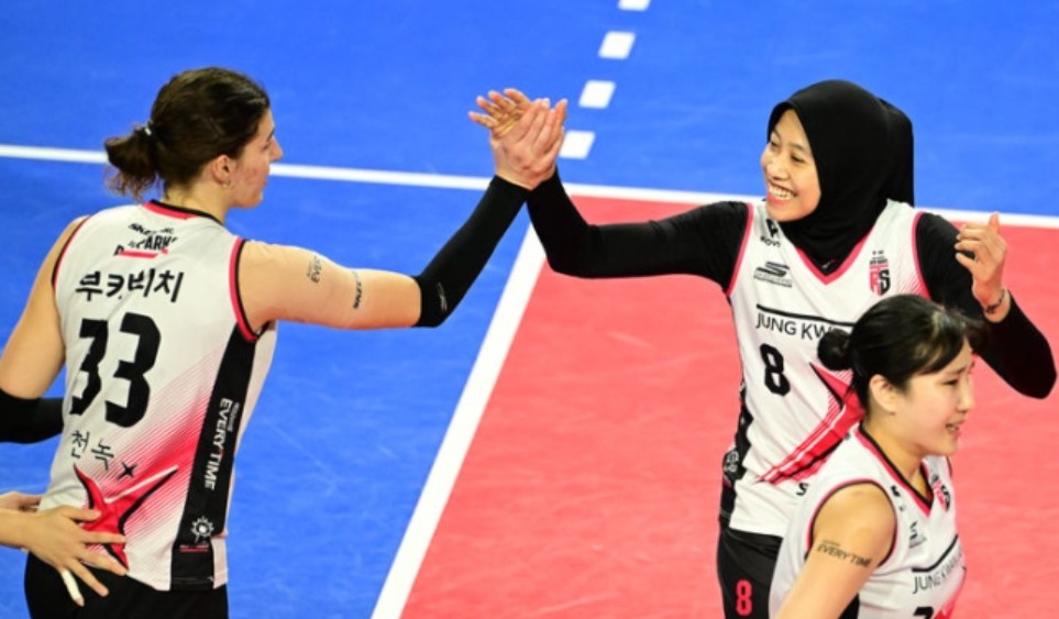 Megawati Hangestri dan Vanja Bukilic mencetak 70 persen poin untuk Red Sparks di Liga Voli Korea 2024/2025. (KOVO)