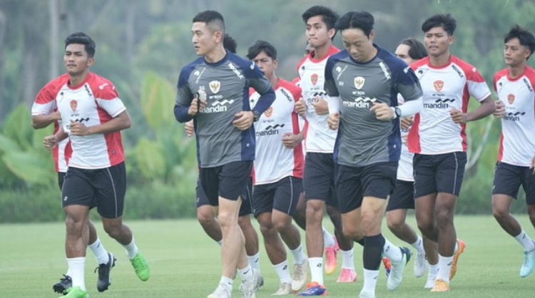 Timnas Indonesia saat jalani latihan di TC.