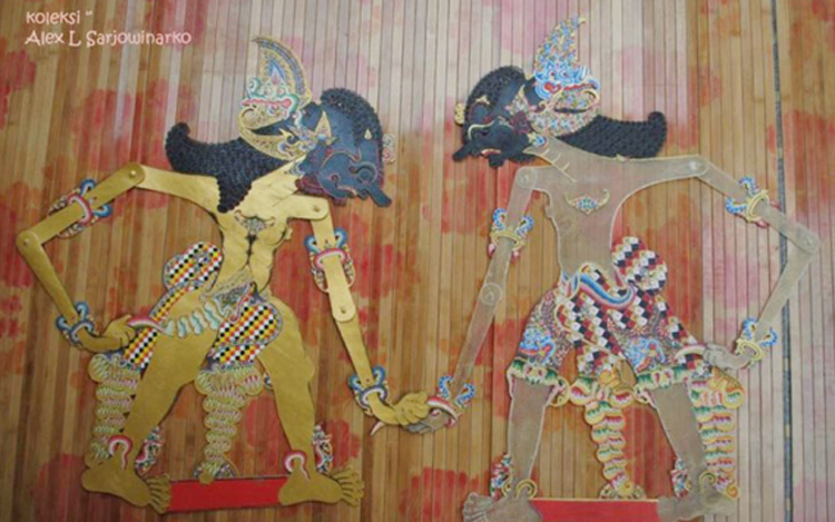 Toloh Bima dalam wayang gaya Jogja dan Solo.