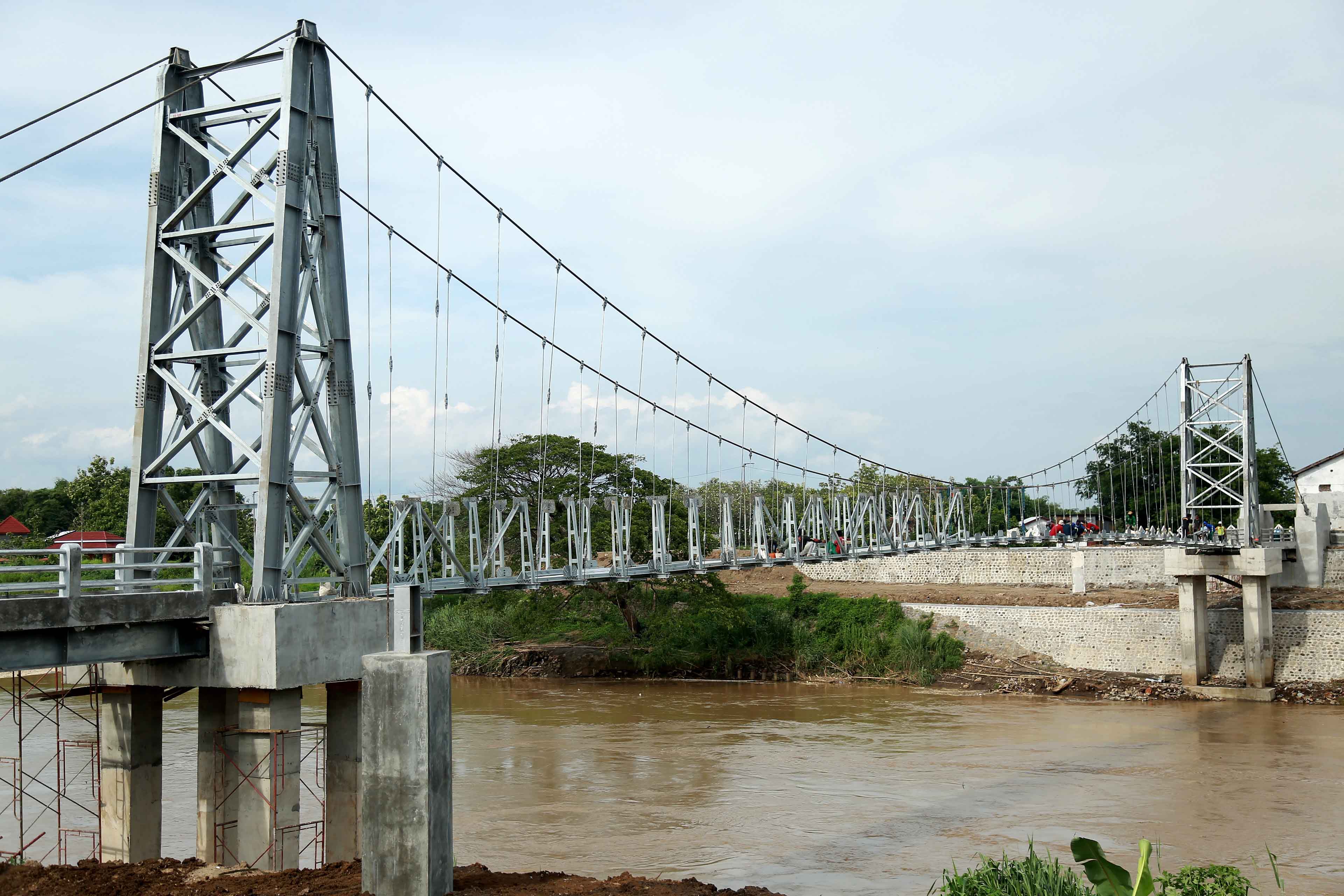 PROYEK STRATEGIS: Kondisi terkini Jembatan Patihan. Progres pembangunan per kemarin 95 persen.