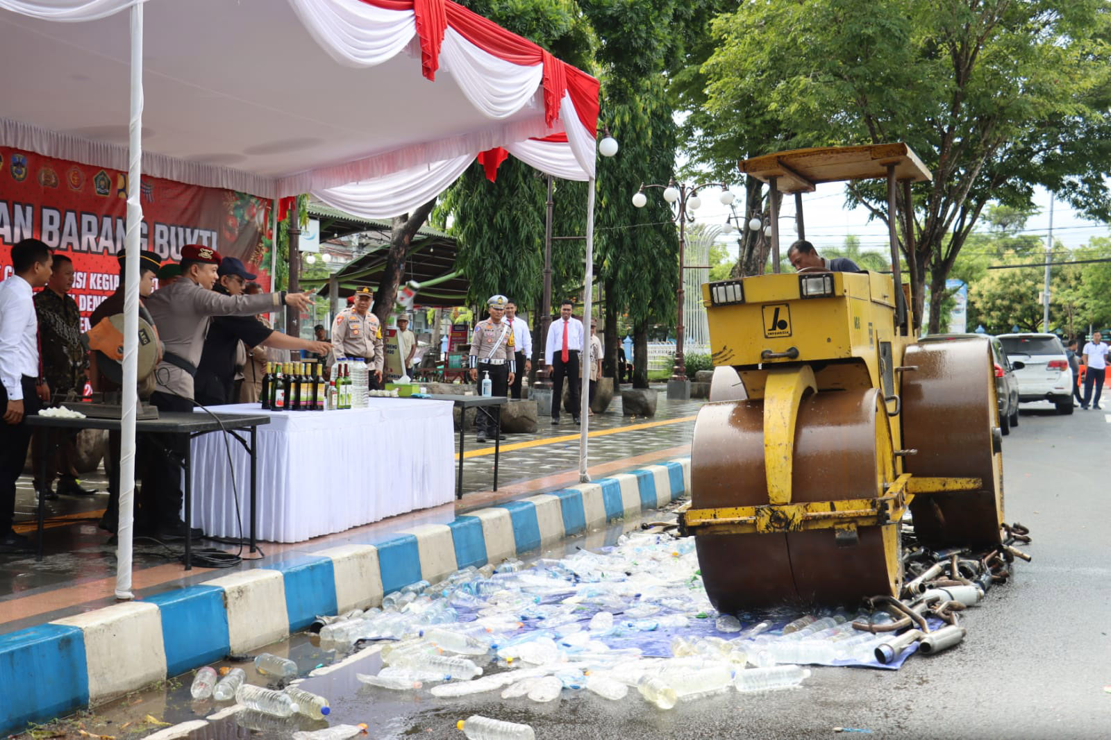 BARANG BUKTI: Pemusnahan BB hasil Ops Lilin Semeru 2024 di Pacitan.