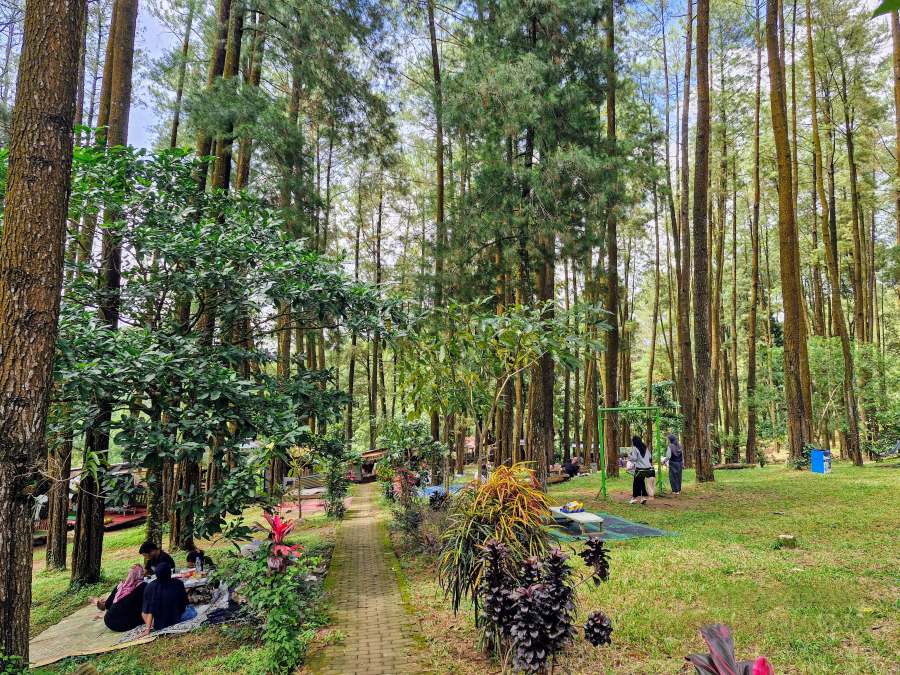 NATAL: Libur natal membuat wisatawan melonjak signifikan di Kabupaten Madiun.