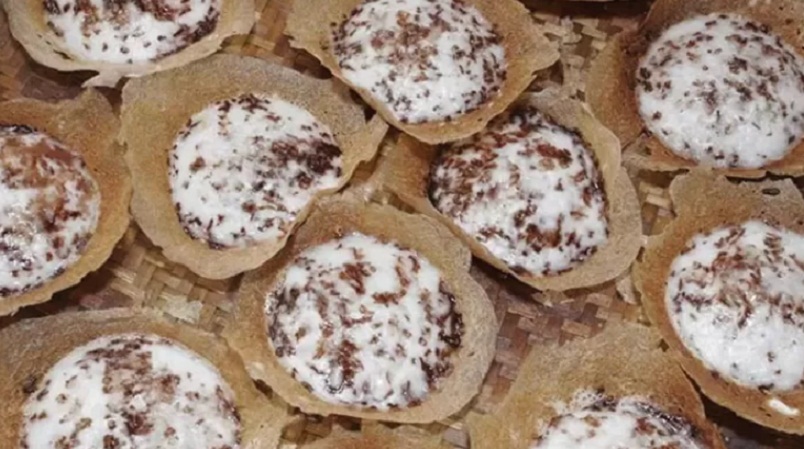 WAJIB DICOBA: Serabi Solo dadi salah siji ikon kuliner jajanan kas Kota Solo. (DOKUMEN/SOLO BALAPAN)