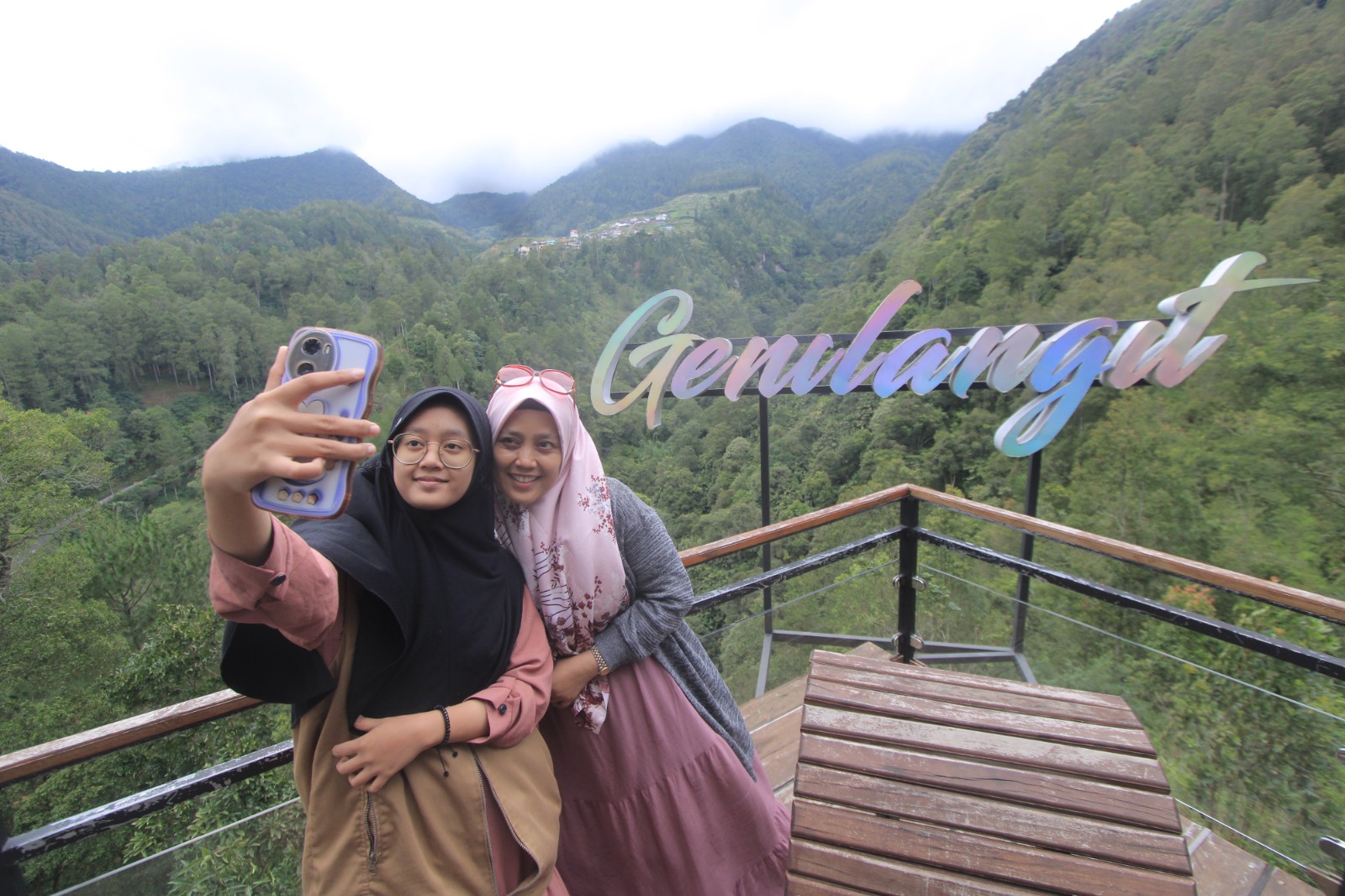 TEMATIK: Genilangit menjadi objek wisata alternatif yang disiapkan Pemkab Magetan seandainya ada kepadatan pelancong di Telaga Sarangan. (AJI PUTRA/JAWA POS RADAR MAGETAN)