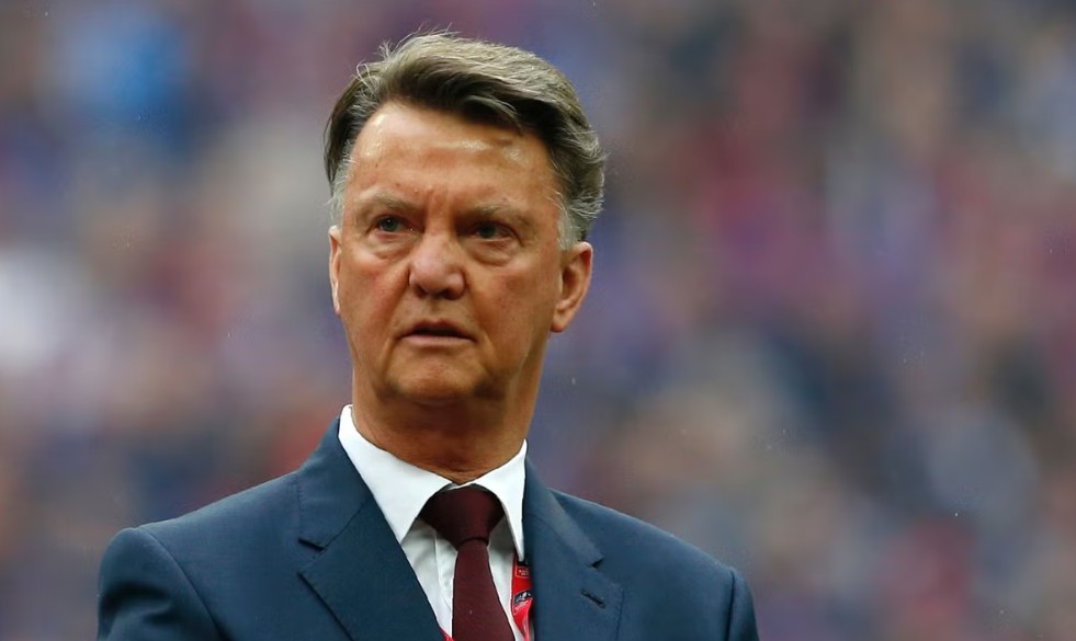 Louis van Gaal dirumorkan masuk bursa calon pelatih Timnas Indonesia.