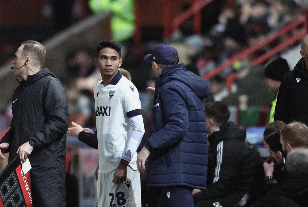 Marselini Ferdinan diturunkan di laga Piala FA antara Ofxord United vs Exeter City.