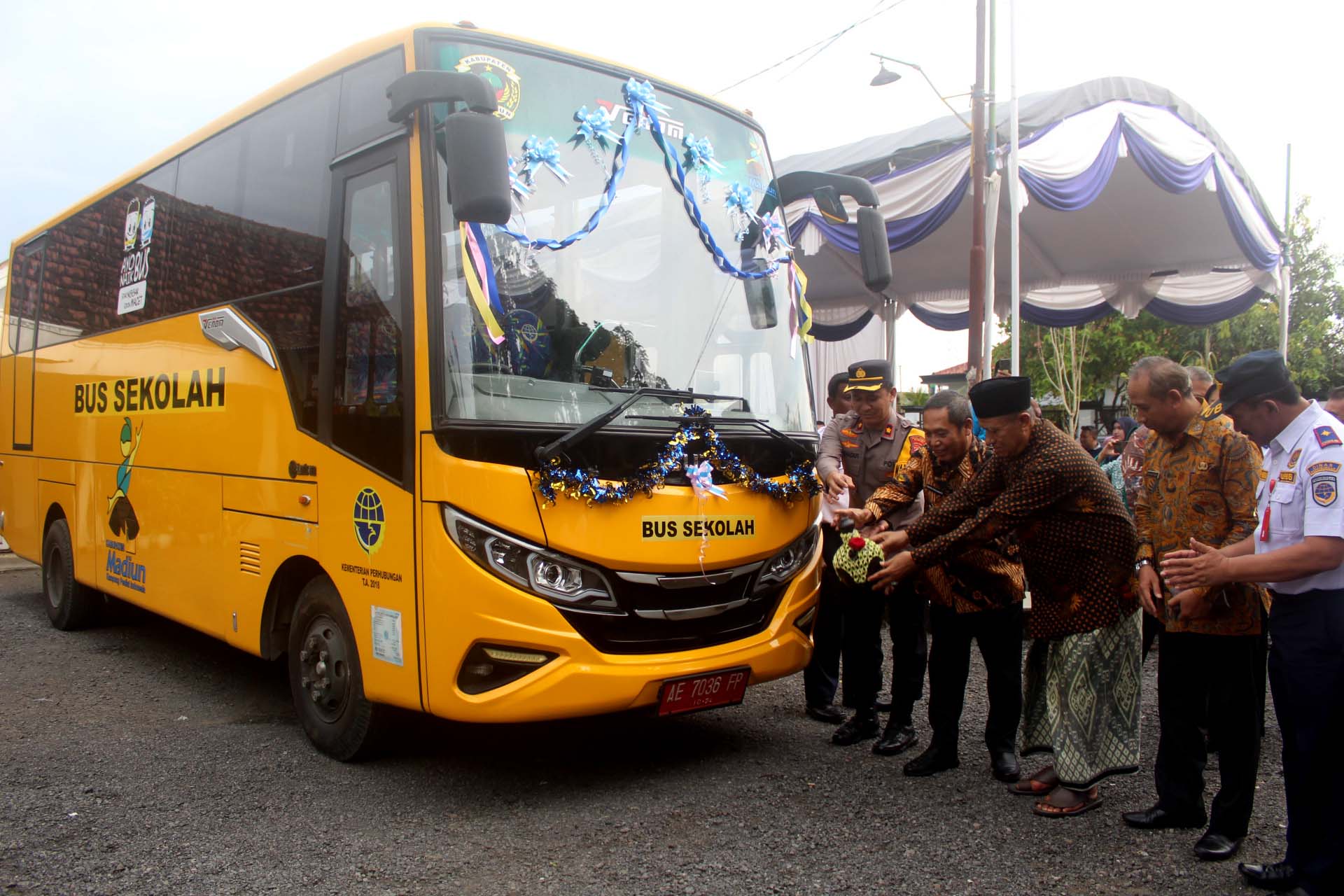 TRAYEK TETAP: Bus sekolah masih menggunakan trayek lama untuk tahun ini.