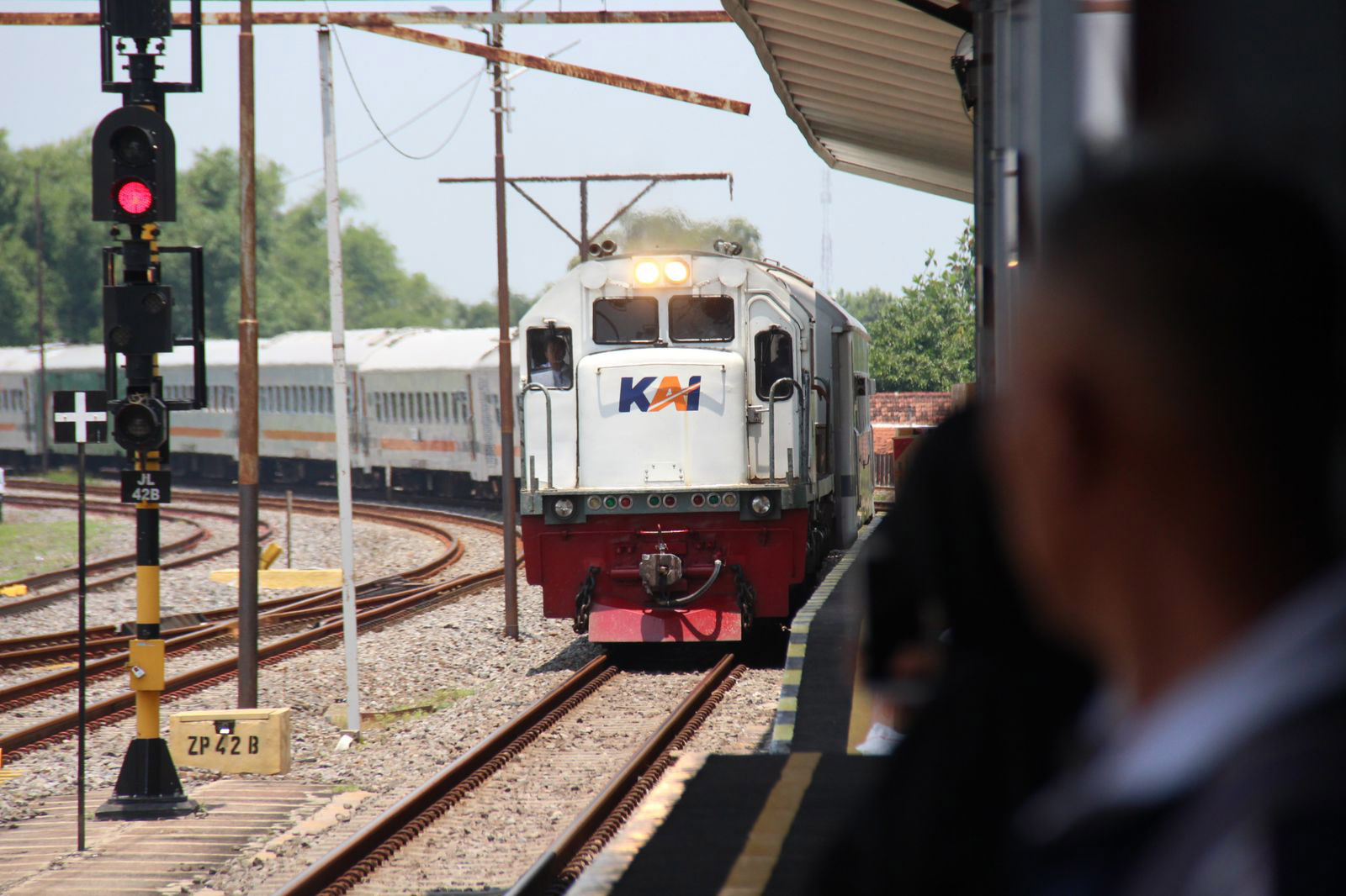 Ilustrasi perjalanan kereta api.