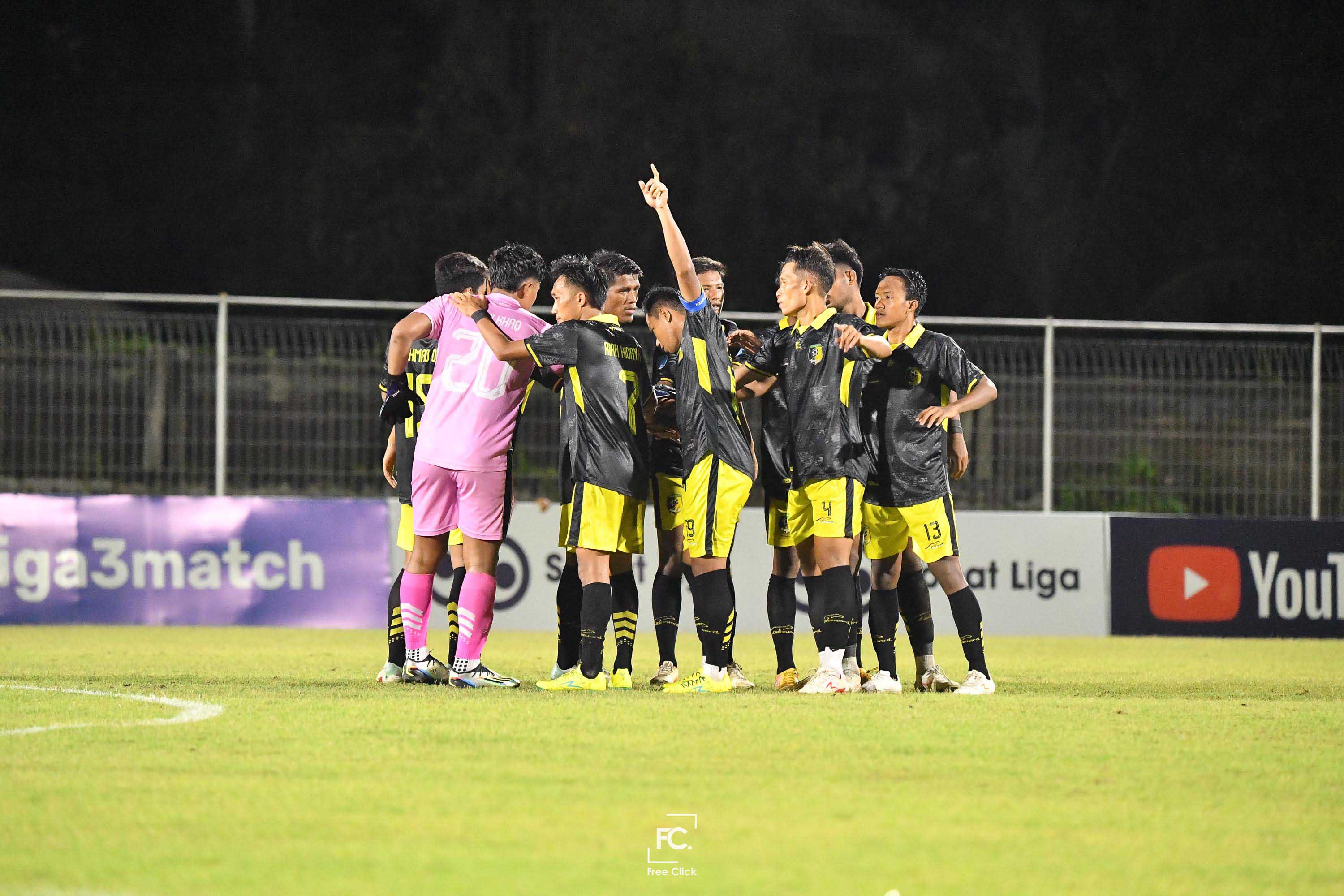 KOMPLET: Skuad PSM Madiun seusai mengarungi babak reguler Liga Nusantara di Bali.