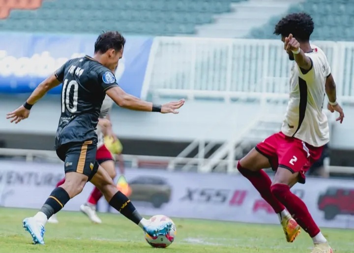 Dewa United menang 3-2.