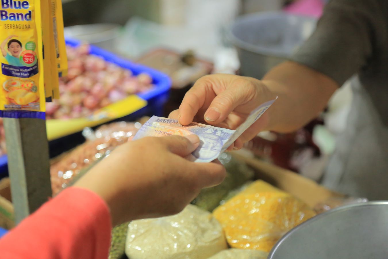 JUAL-BELI: Pemkot Madiun didorong untuk meningkatkan daya beli masyarakat sekaligus menciptakan pertumbuhan ekonomi inklusif.