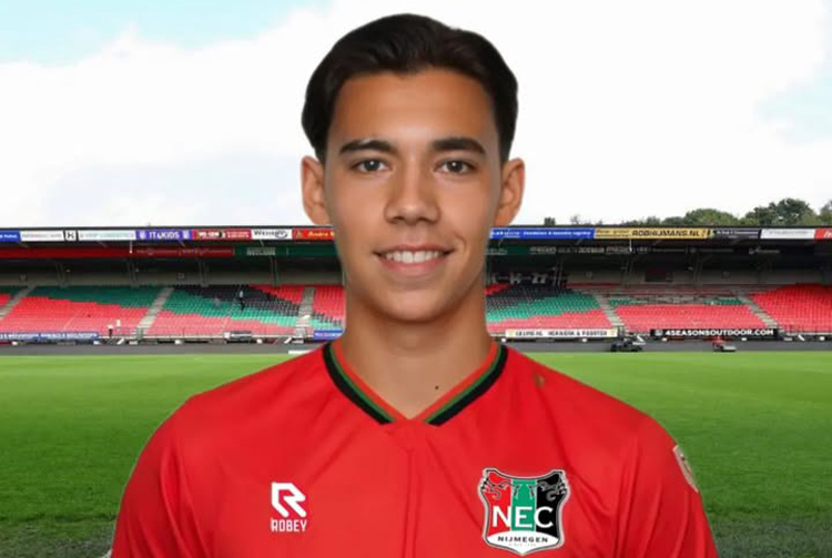 Dion Markx sedang menjalani proses naturalisasi.